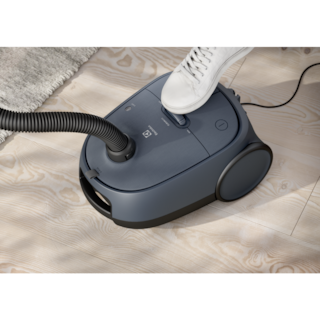 Electrolux - Fshesë me korrent - EB61C2DBP