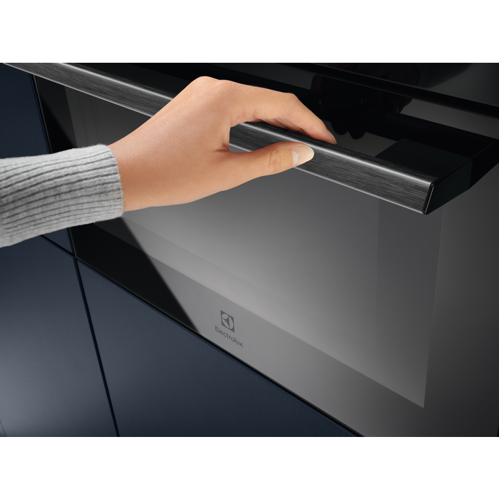 Electrolux - Pečica - LVL9E2XZ