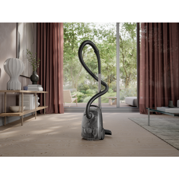 Electrolux - Sesalnik - EB31C1DB