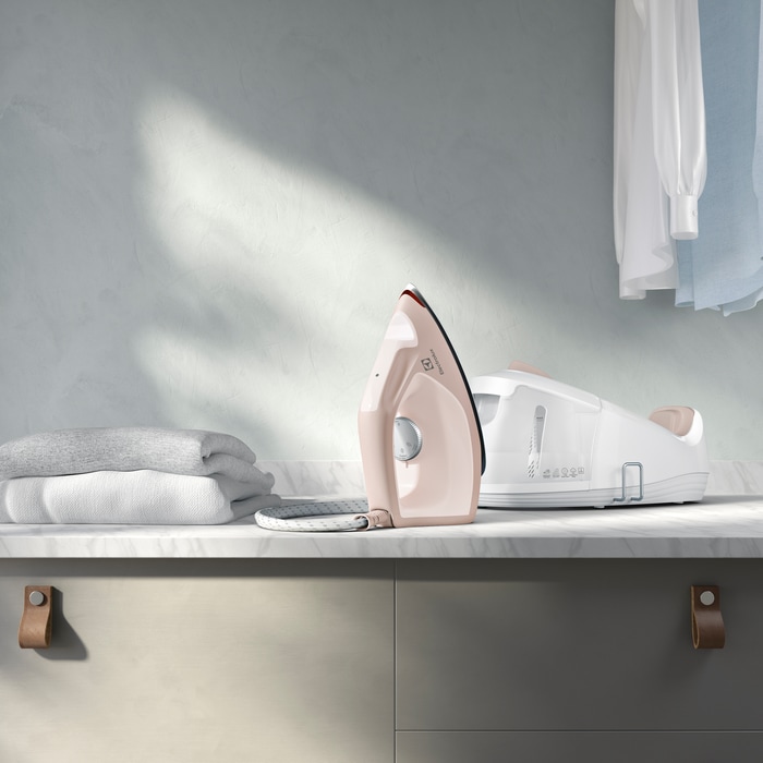 Electrolux - Parna likalna postaja - E6ST1-4PP