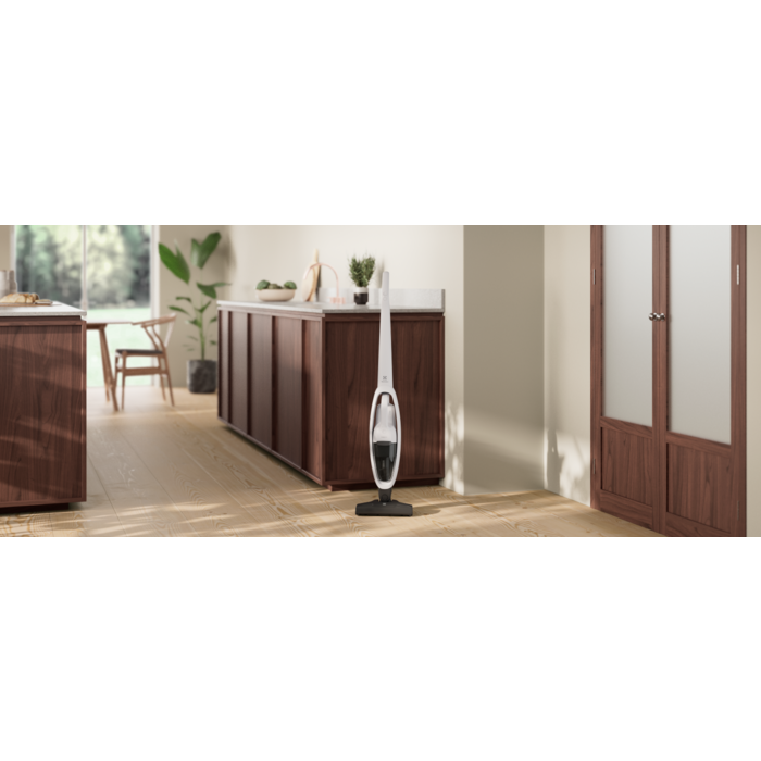 Electrolux - Baterijski sesalnik - ES31CB18SH