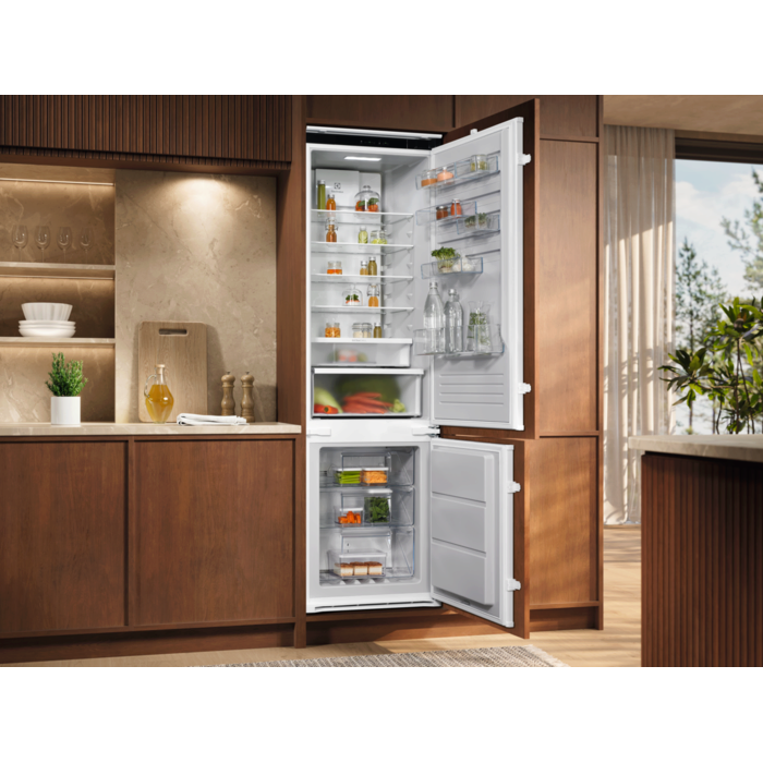 Electrolux - Vgradni hladilnik - ENT6MD19S3