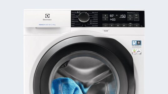 700 SteamCare pralni stroj
