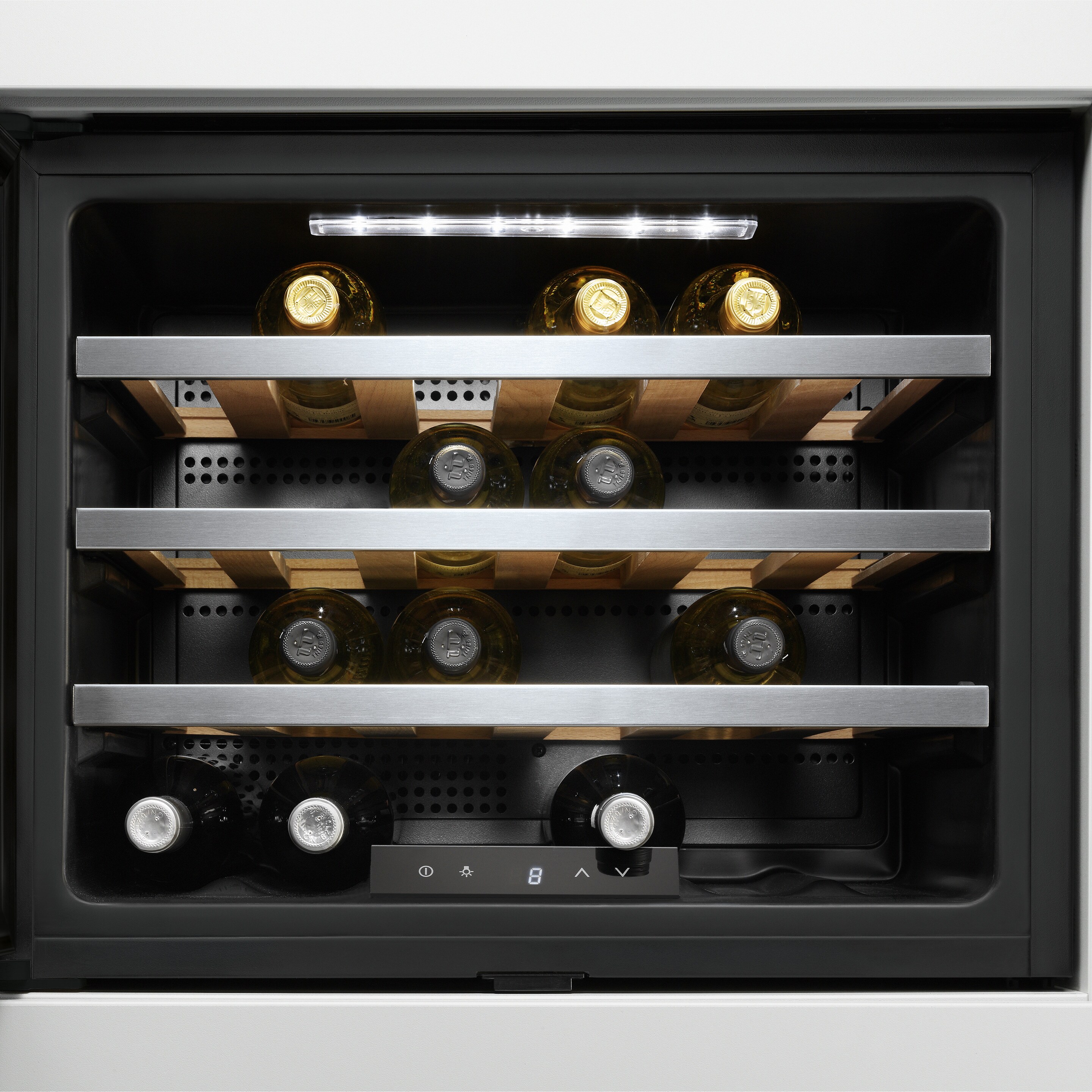 Electroluxov hladilnik za vino