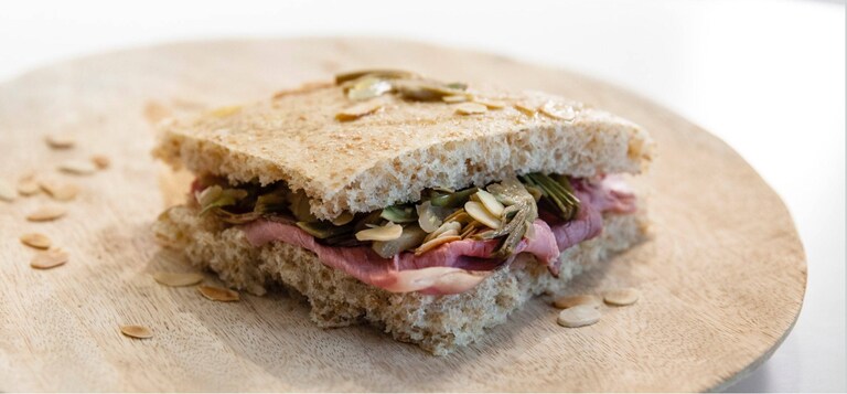 Roast beef and artichokes filling