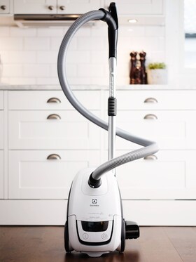 Electroluxov sesalnik UltraSilencer Zen