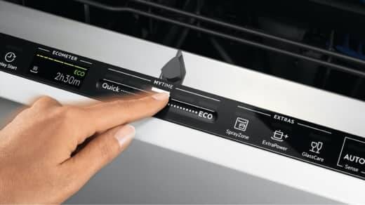 Pomivalni stroj s funkcijo QuickSelect